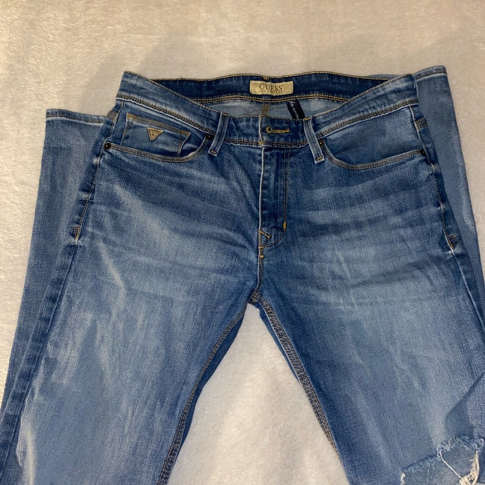 💙🔻GUESS Men's Lincoln Slim Straight Jeans - Picture 6 of 11